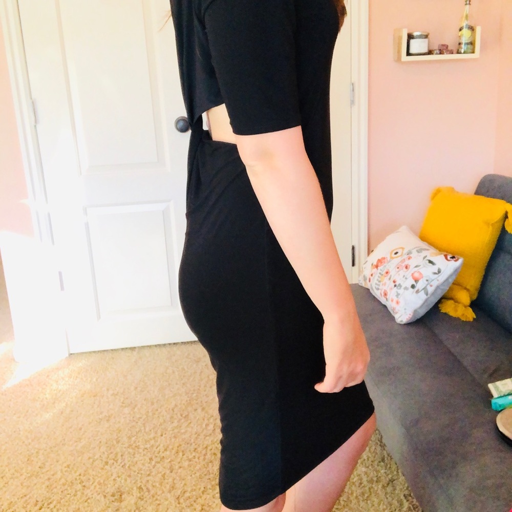 Dress - Picture 2 of 5